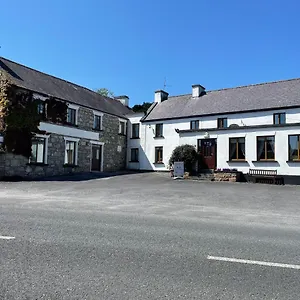 O'domhnaill's - Lig Do Scíth Carraroe